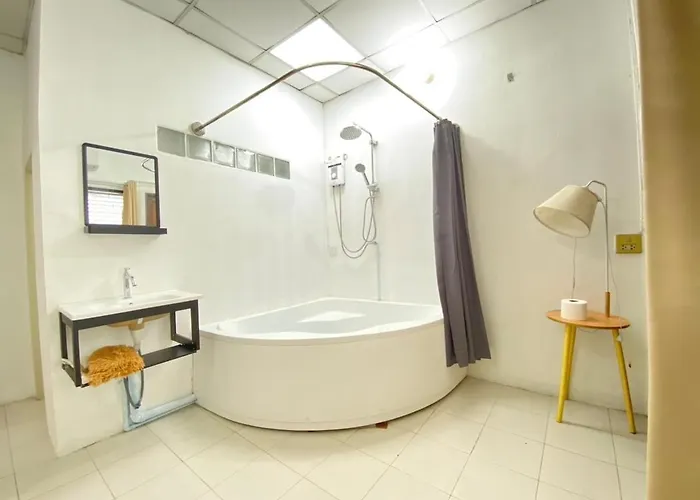 Cheap House 7min Next To Bts Kasetsart , 5 Bedroom Villa