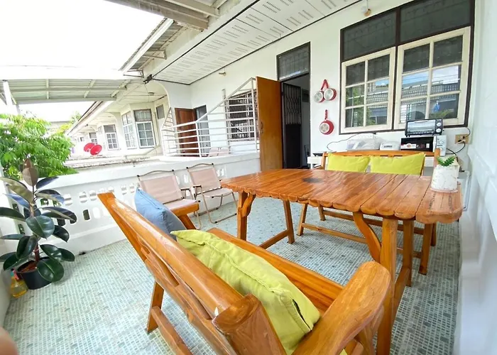 Cheap House 7min Next To Bts Kasetsart , 5 Bedroom Villa