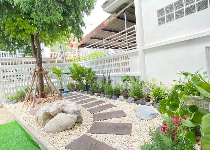 Villa Cheap House 7min Next To Bts Kasetsart , 5 Bedroom Bangkok
